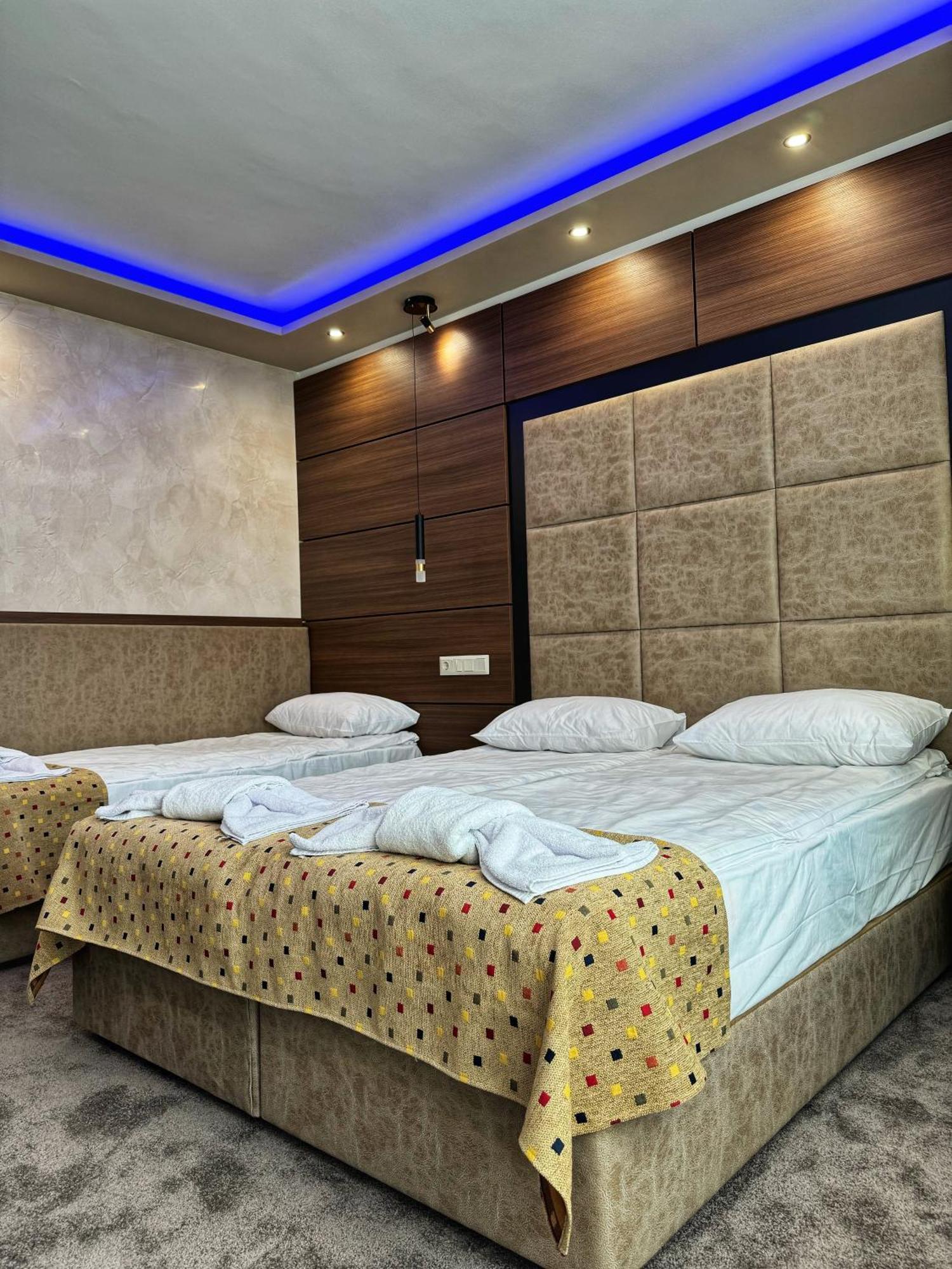 דוספאט Hotel Diamant מראה חיצוני תמונה