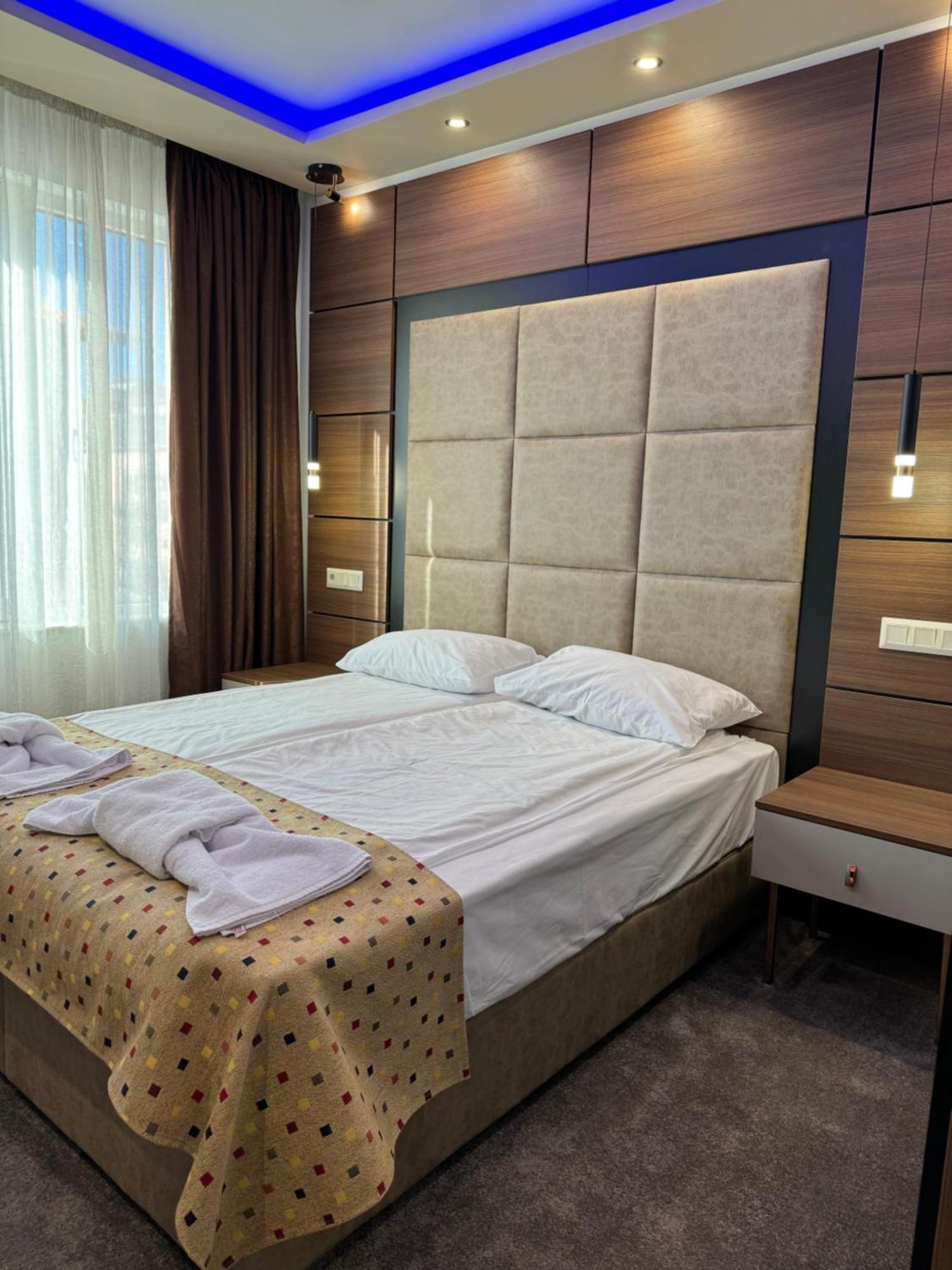דוספאט Hotel Diamant מראה חיצוני תמונה