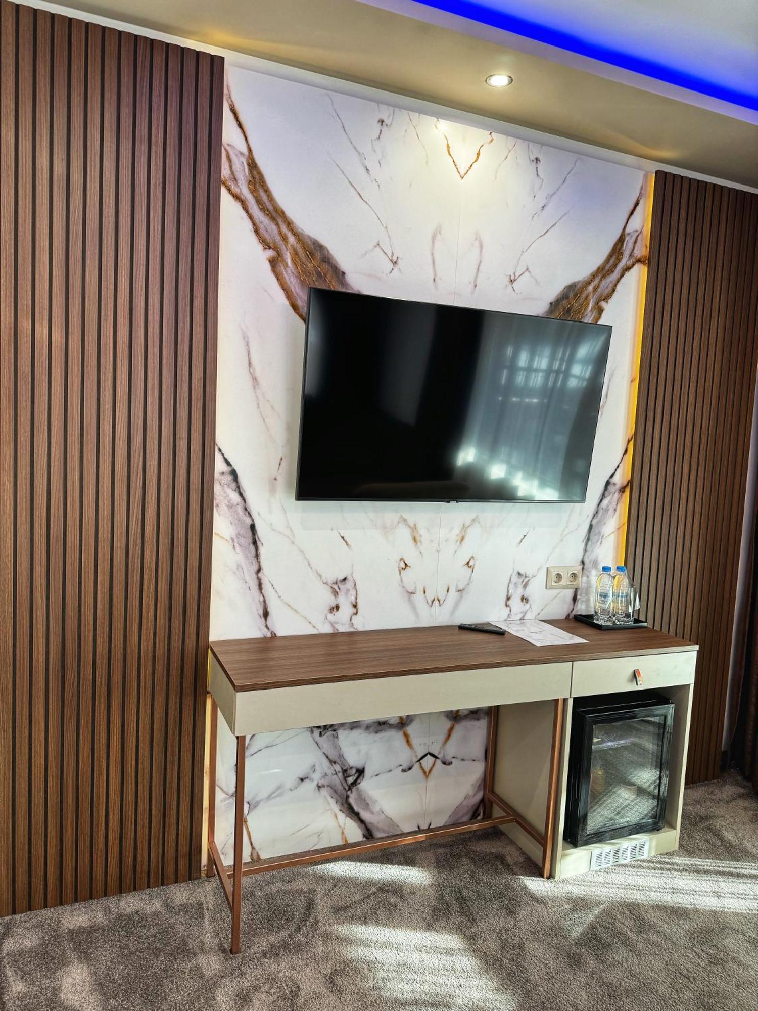 דוספאט Hotel Diamant מראה חיצוני תמונה